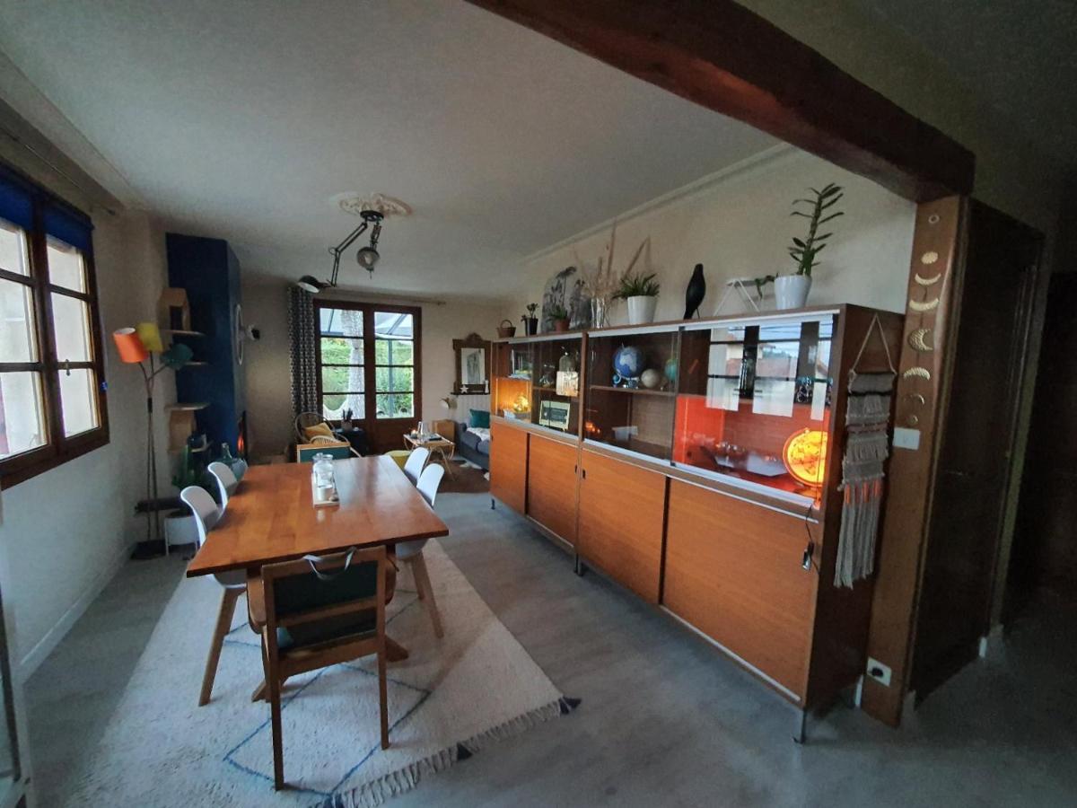 A L'Ecole Buissonniere, Chambre D'Hotes En Sidobre Lacrouzette エクステリア 写真