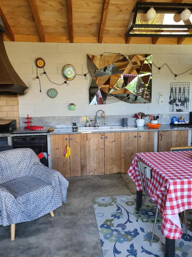 A L'Ecole Buissonniere, Chambre D'Hotes En Sidobre Lacrouzette エクステリア 写真