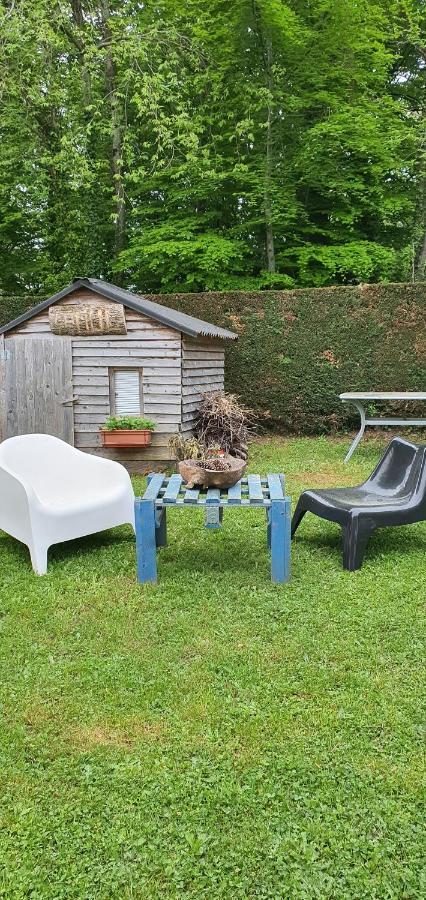 A L'Ecole Buissonniere, Chambre D'Hotes En Sidobre Lacrouzette エクステリア 写真